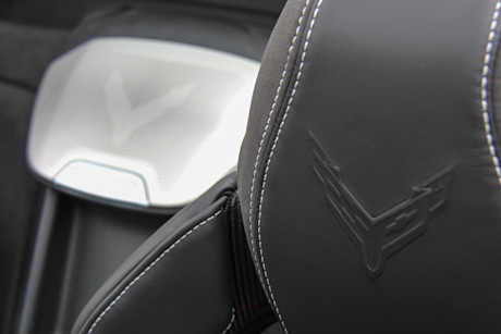 Editorial 2021 chevrolet corvette stingray 3lt convertible 37 dw