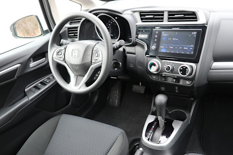 Editorial honda fit lx cvt 2019 16