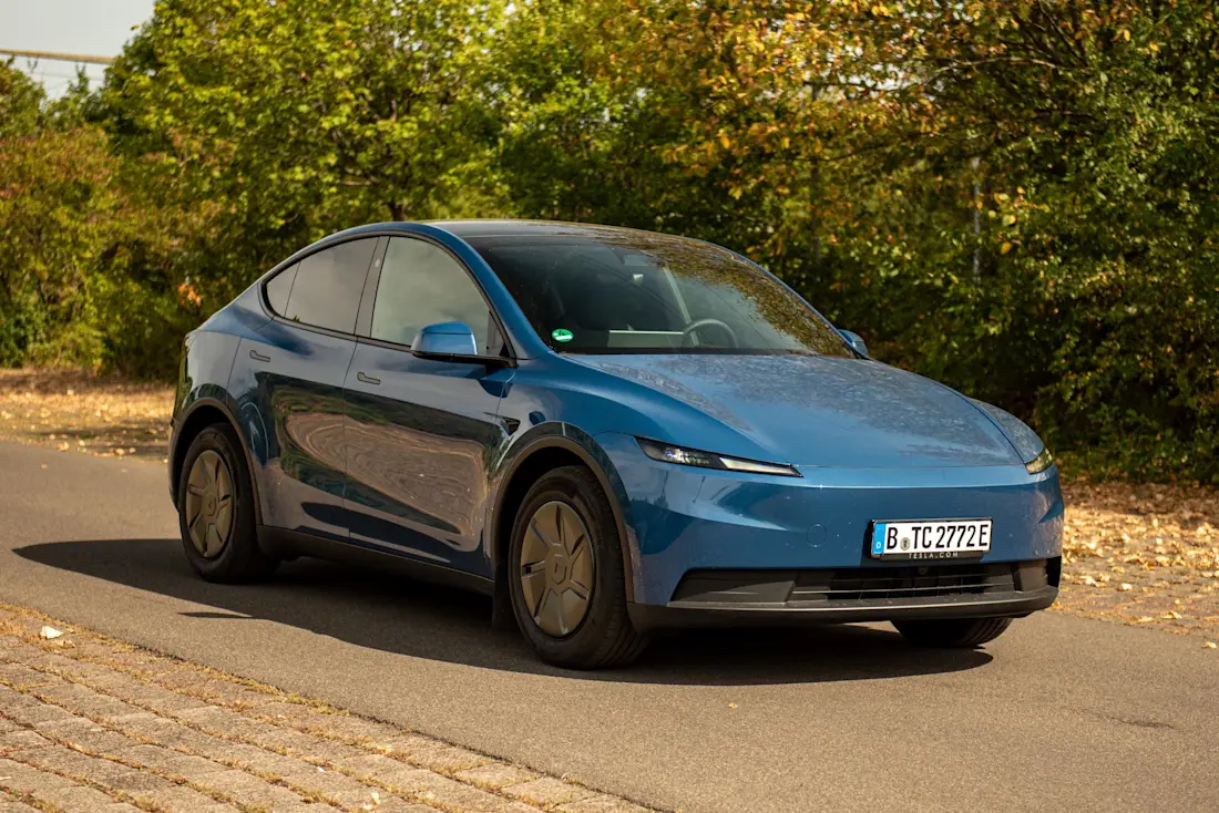 tesla-model-y-hinterrad-2026-front-seite