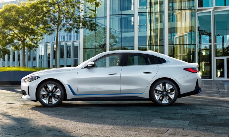 bmw-i4-side