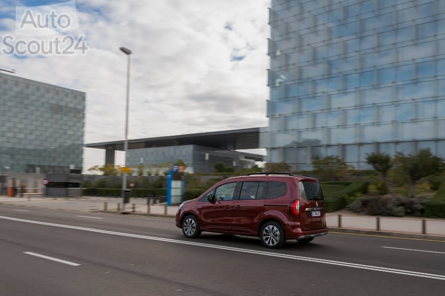 presentacion_renault_kangoo_etech_007(1).jpg