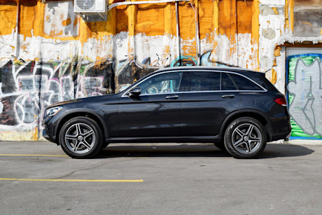 Editorial 2021 mercedes benz glc 300 03 sha