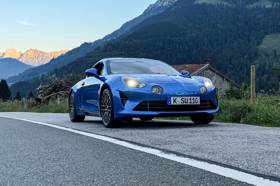 Test Alpine A110 GT (2024): Der Gegenentwurf