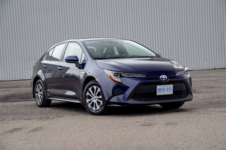 Editorial 2020 toyota corolla hybrid 02 va fr