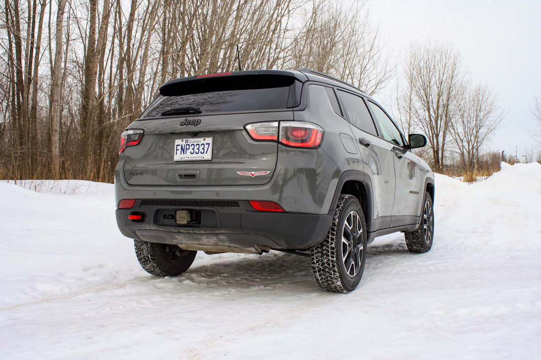 Editorial 2020 jeep compass trailhawk 07 db fr
