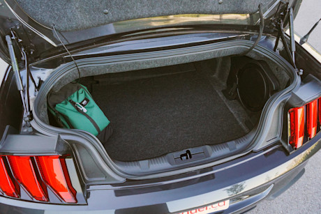 Editorial 2022 ford mustang ecoboost convertible 19 di