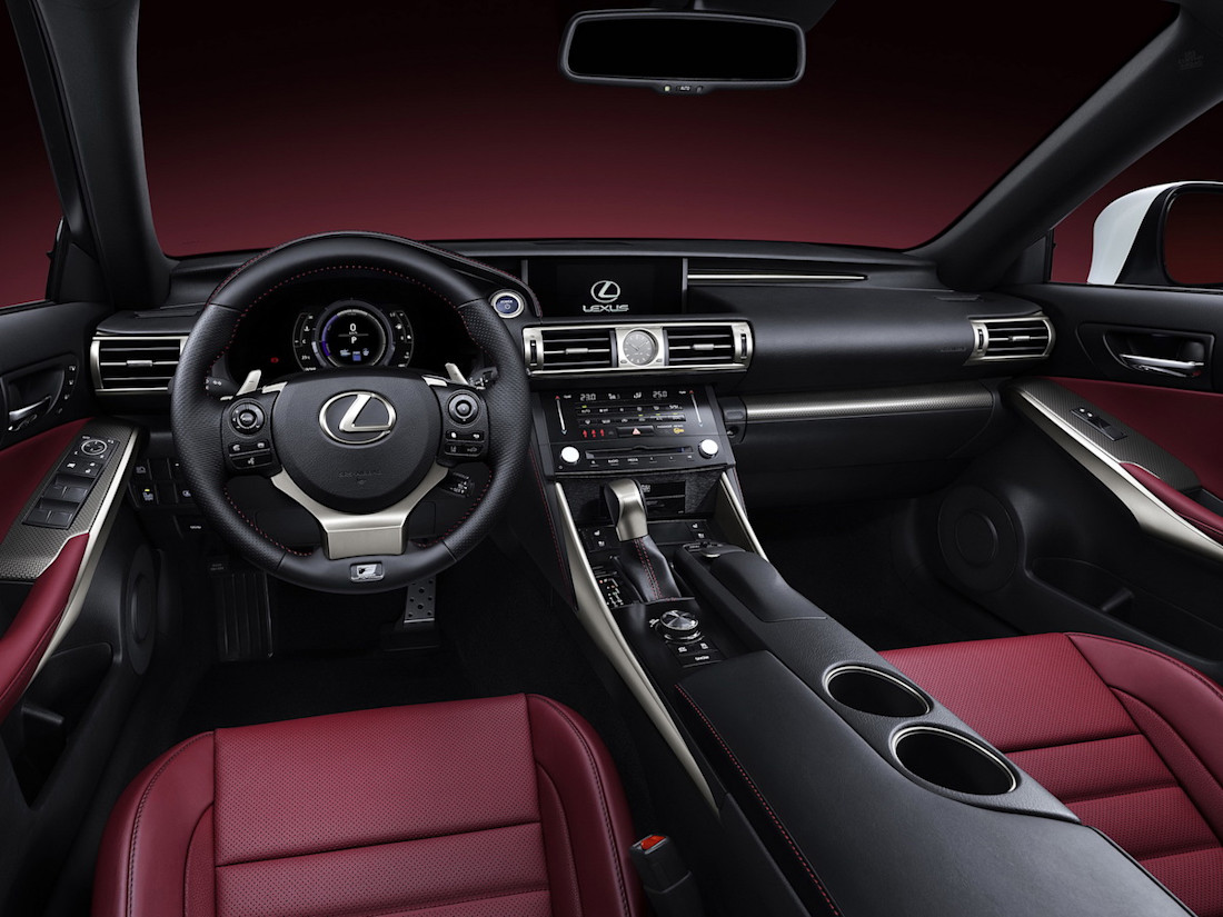 Lexus IS 300h AS24 3