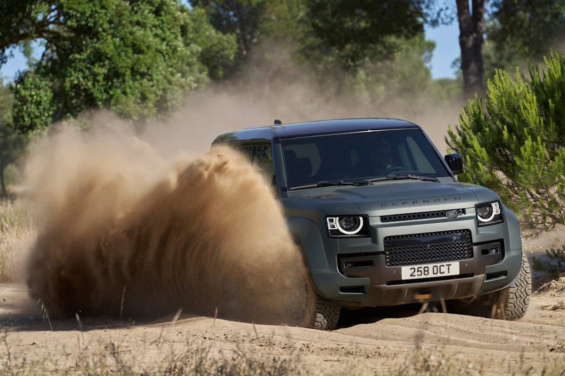 Land_Rover-Defender_Octa-2025 (2).jpg