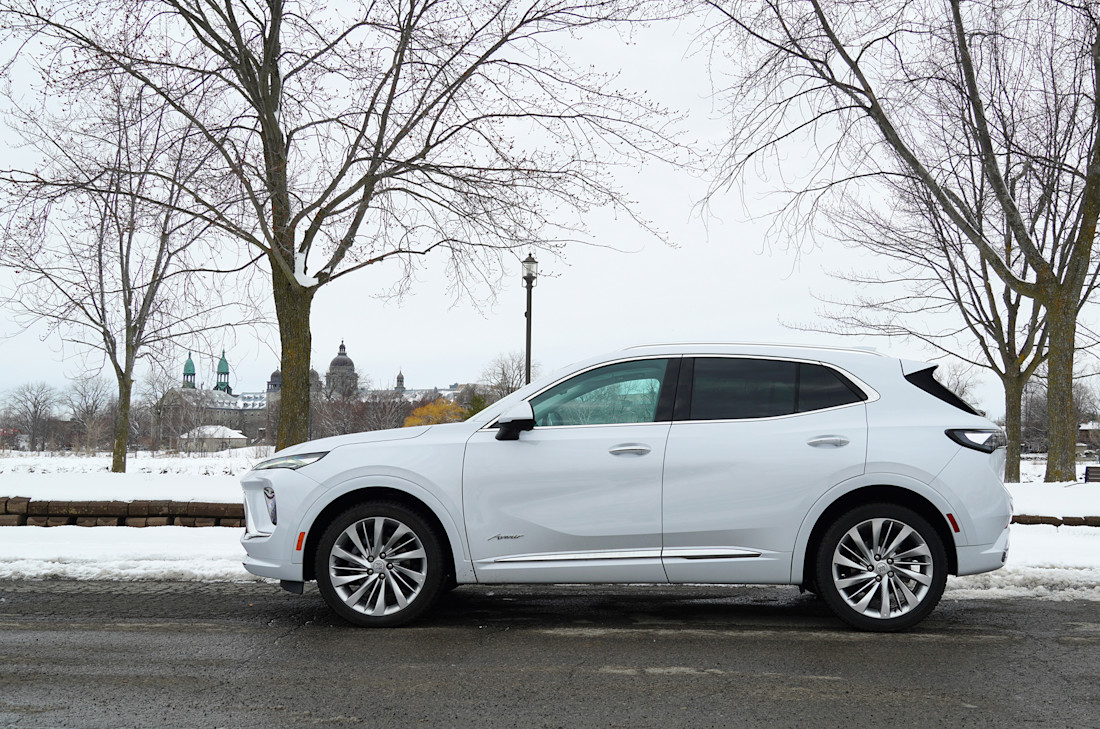 2026 Buick Envision Avenir - TD - VA - 260319 - 19.jpg