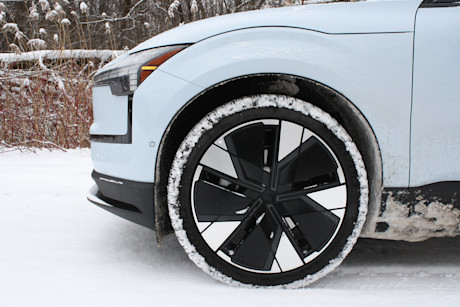 Volvo EX30 2025 vs Volvo EX40 2025 – Quel est le meilleur choix pour vous? Image