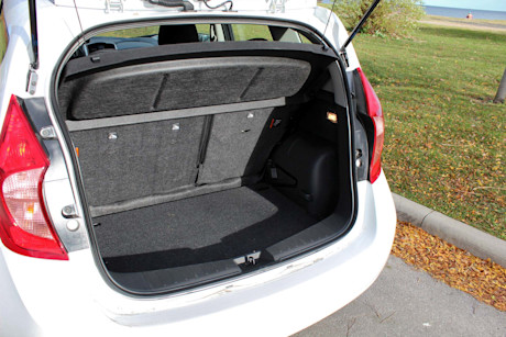 Editorial 2016 nissan versa note sl pb 07