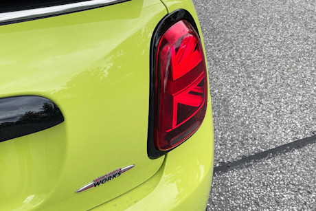 Editorial 2022 mini jcw convertible 10 ct