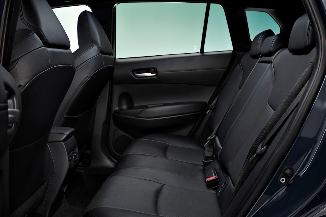 toyota-corolla-cross-2025 (6).jpg