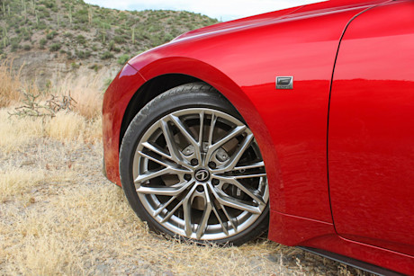 Editorial 2022 lexus is 500 f sport performance 07 pb