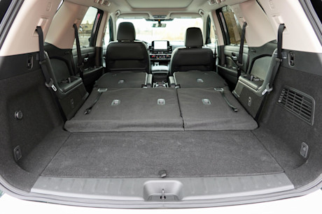 Editorial 2024 nissan pathfinder platinum td 240226 37 jm