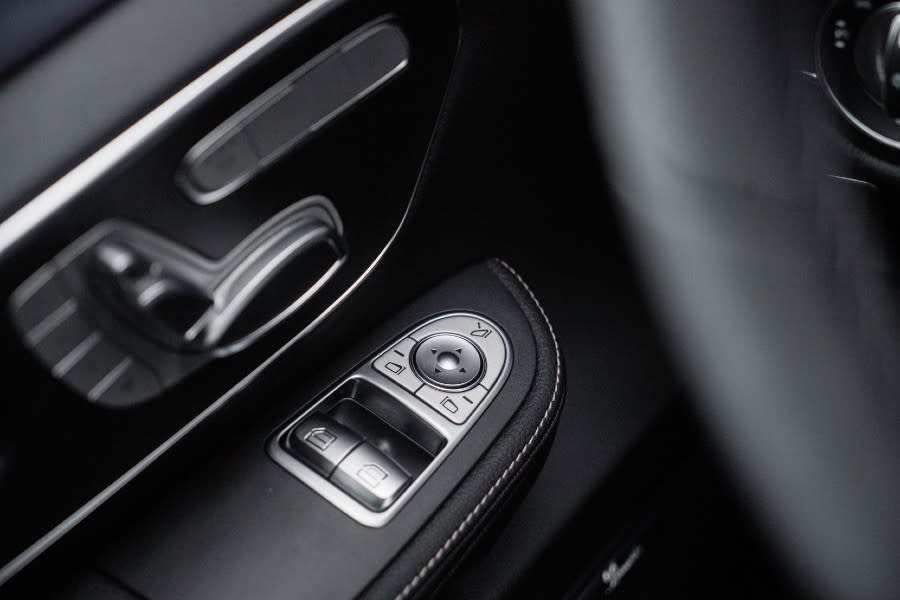 primera-prueba-mercedes-eqv.7089.jpg