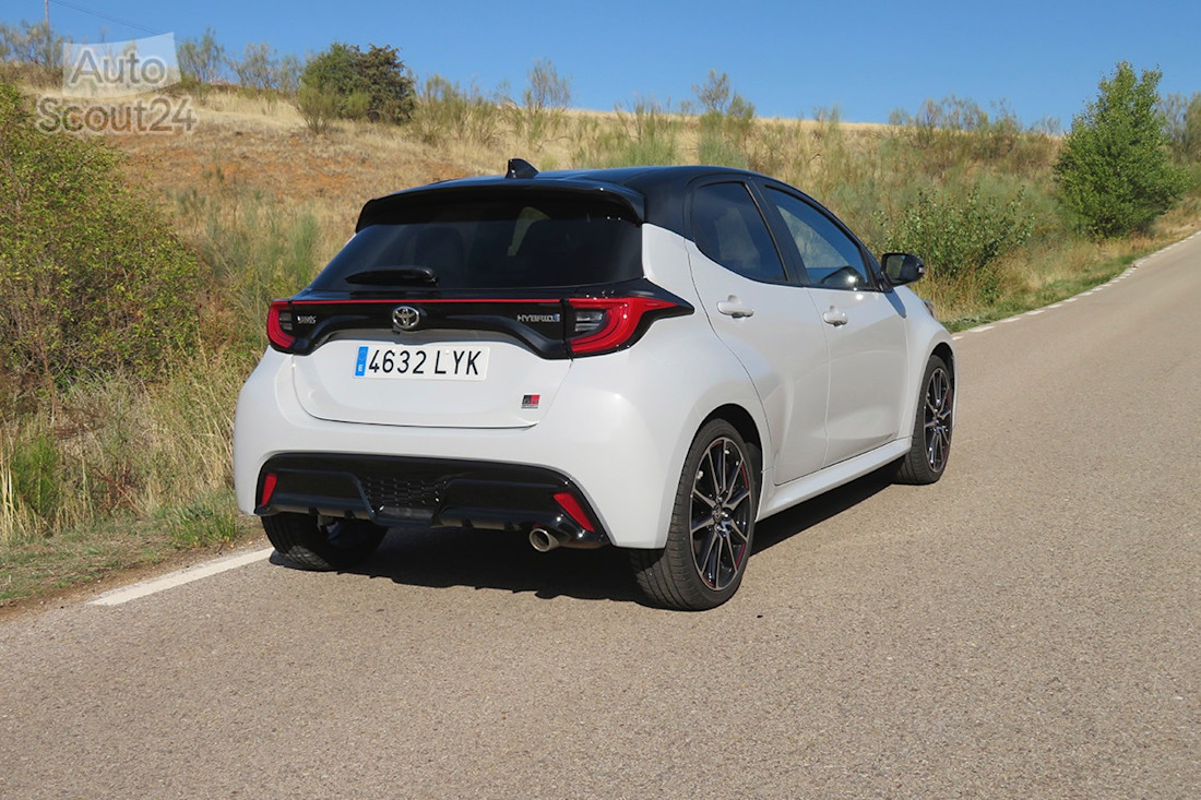 10_toyota_yaris_gr.JPG