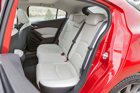 Editorial 2018 mazda3 sport gt 11 jw