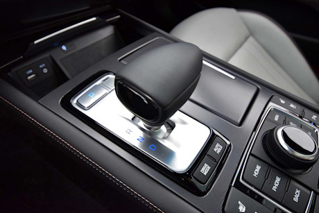 Editorial 2018 genesis g80 sport 24 jp