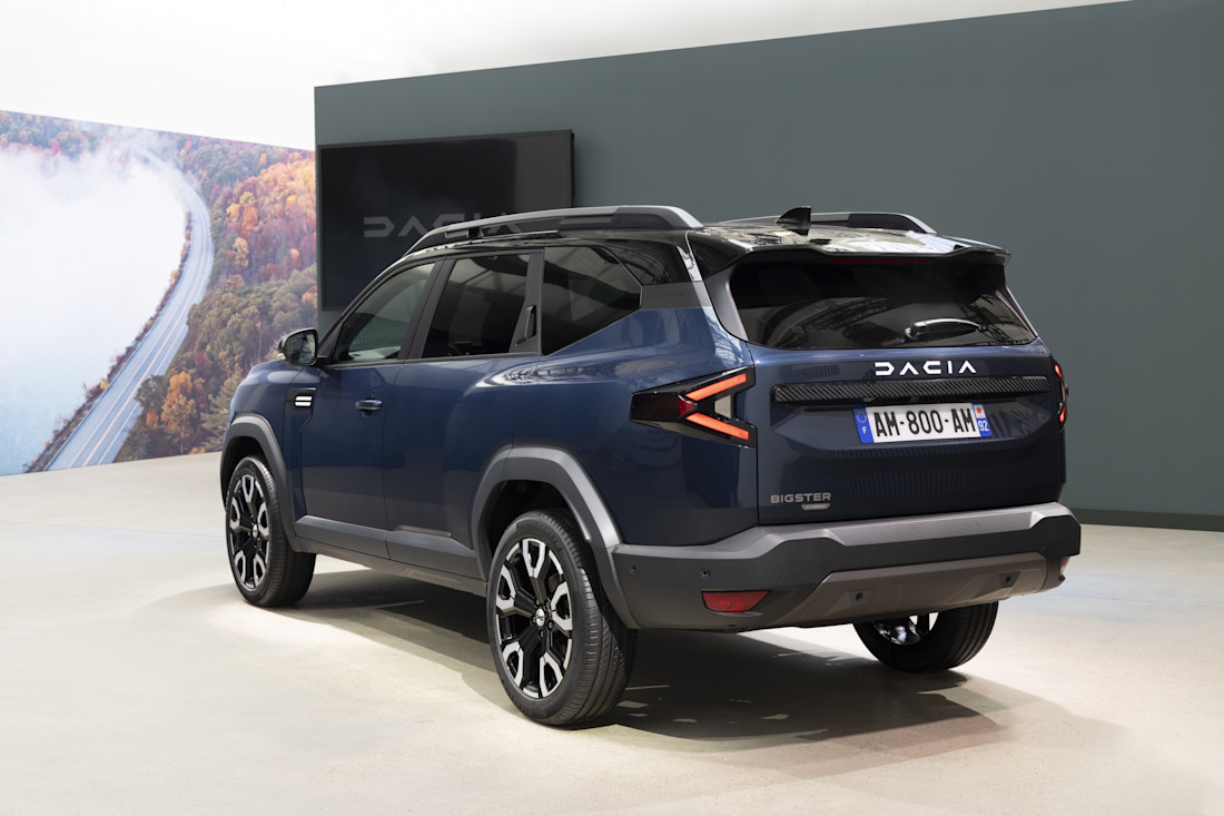 dacia-bigster-2025-grootste-dacia-ooit-20-procent-goedkoper-dan-concurrentie-2024-04.jpg