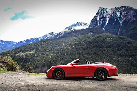 Editorial 2015 porsche 911 carrera4 cabriolet gts bm 08