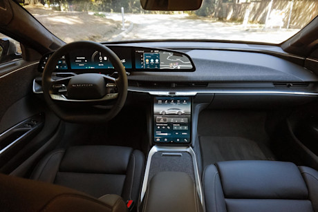 Editorial 2024 lucid air fd 240411 33 jl