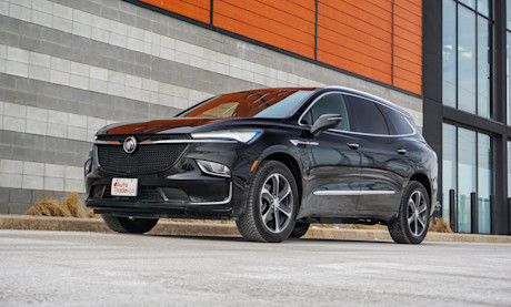 Editorial 2022 buick enclave essence 03 di