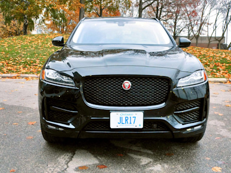 Editorial 2018 jaguar f pace 20d r sport 03 jb