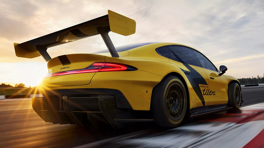 Xiaomi-SU7-Ultra-TAYCAN-CHINO (2).jpg