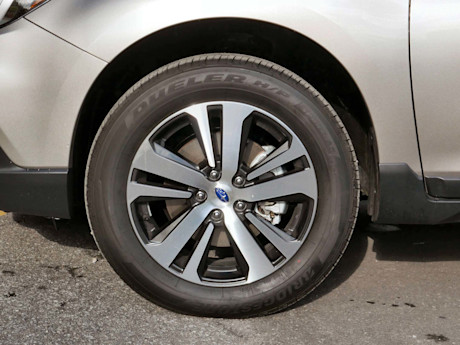 Editorial 2019 subaru outback 25i ltd es 08 bh