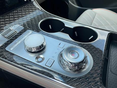 Editorial 2026 genesis gv70 35t sport awd fd pb 250405 28