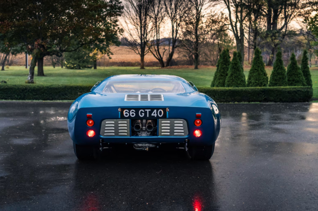 Ford-GT40-MkI-11966-autoscout24 (14).jpg