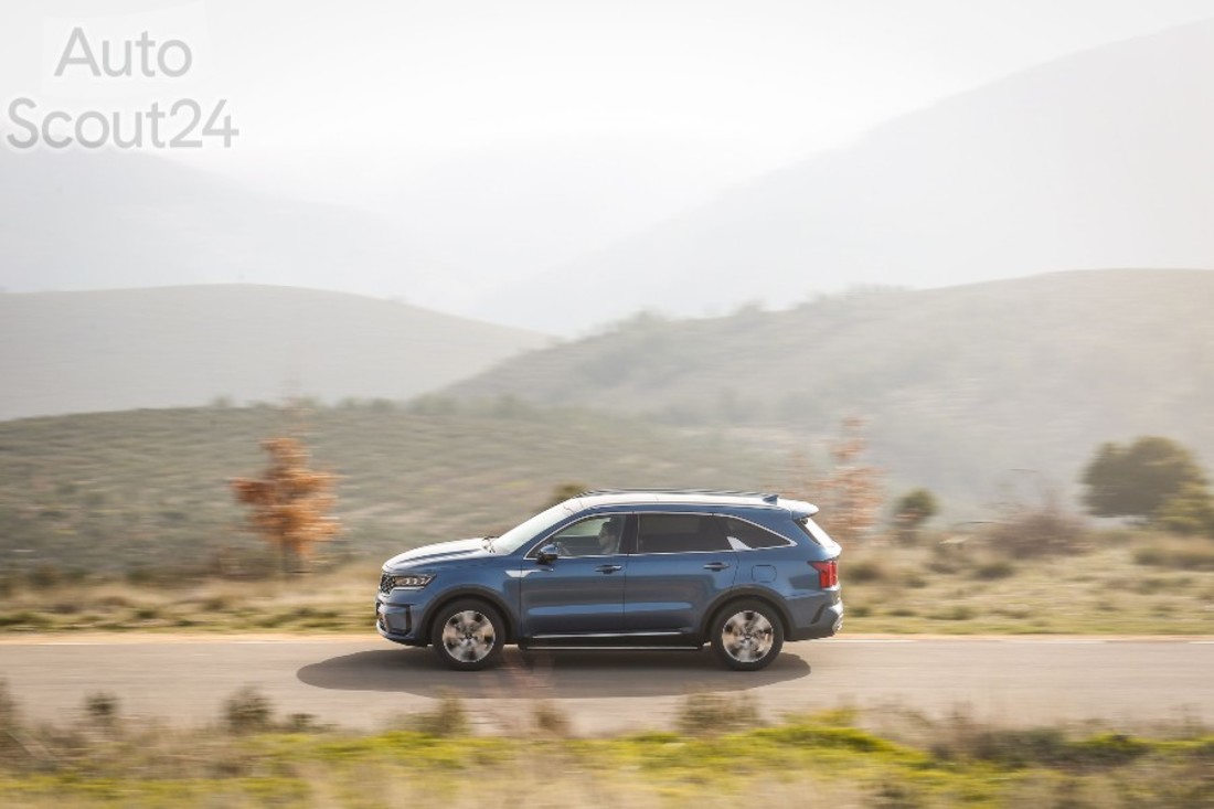NUEVO KIA SORENTO PHEV - CALIDAD MEDIA_028 (1).jpg