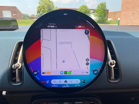 2025 Mini Countryman SE Review Body Image