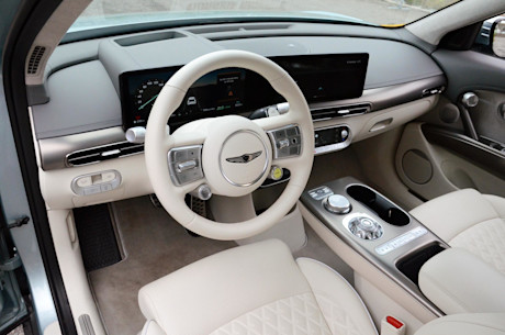 Genesis GV60 Performance 2023 : essai routier Image