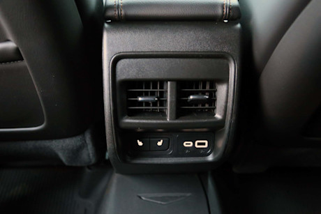 Editorial 2019 cadillac xt4 awd sport 34 ts