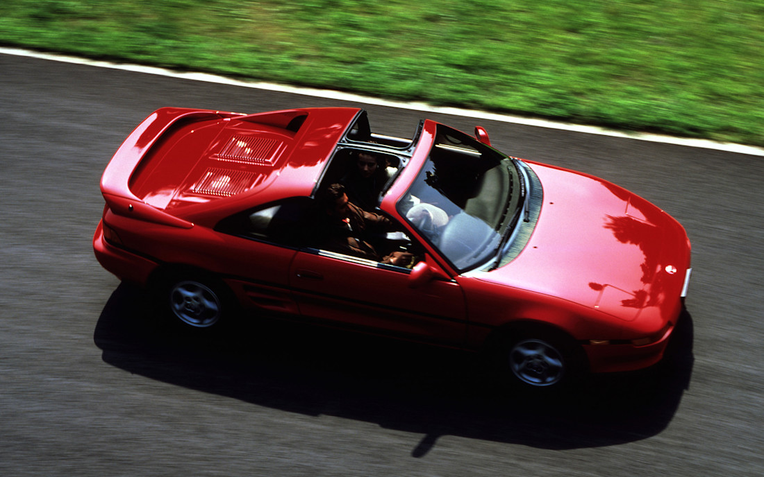 toyota_mr2_gt_t-bar_70.jpeg