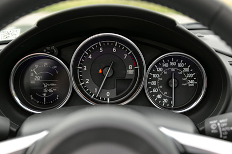 Editorial 2021 mazda mx 5 gs p 05 jw