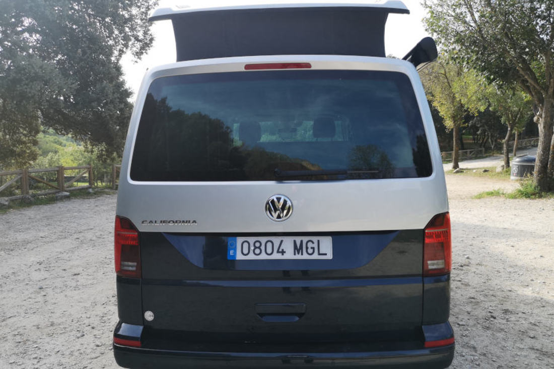 Volkswagen-california-ocean-2023-autoscout24 (17).jpg