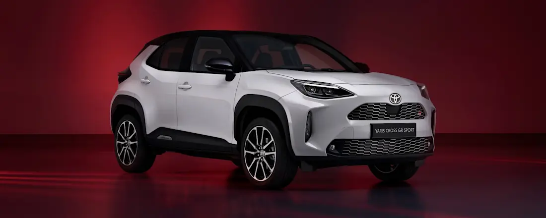 2022-yaris-cross-grs-ext-003-3