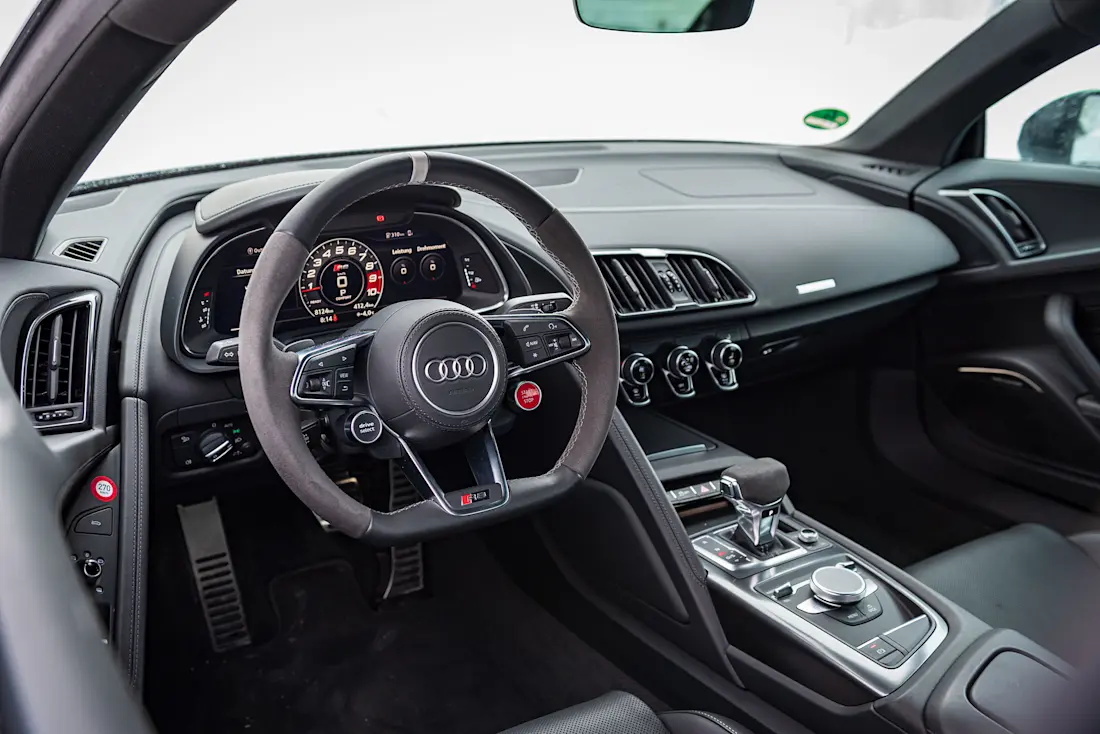 Audi-R8-RWD-2021-Steering Audi-R8-RWD-2021-Steering