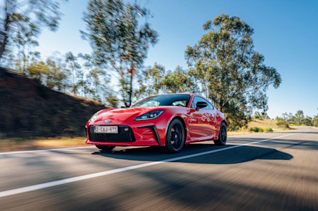 Toyota GR86 review - Snik! De perfecte betaalbare sportauto is niet betaalbaar