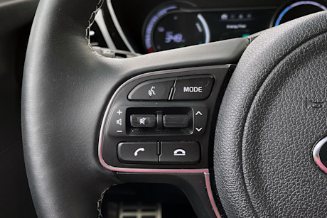 Editorial 2021 kia niro ev sx touring 21 ct