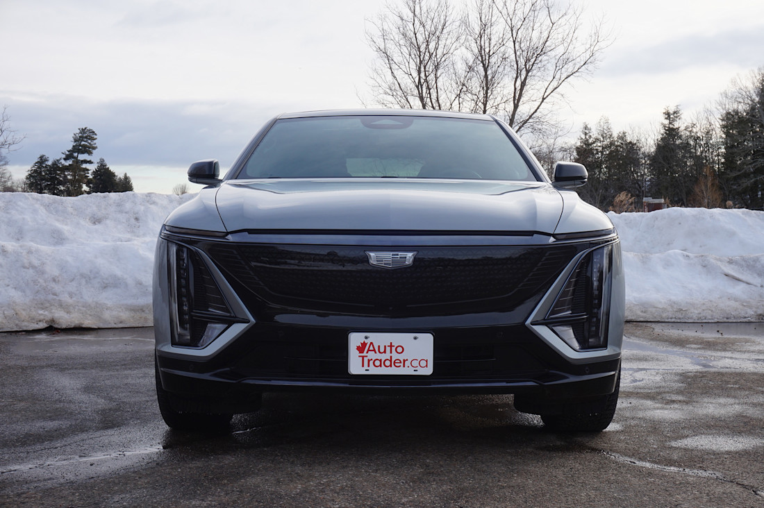 Editorial 2025 cadillac lyriq td jl 250318 32