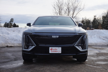 Editorial 2025 cadillac lyriq td jl 250318 32