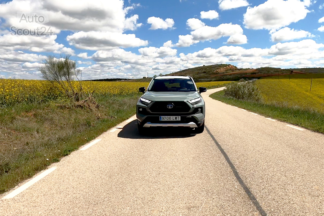 toyota rav 4 hybrid rodando5.jpg