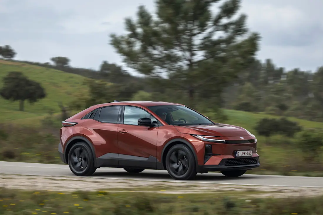2026 Toyota CHR+ Metal Oxide Dynamic 027
