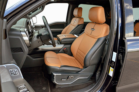 Ford F-150 4x4 Platinum 2021 : essai routier Body Image