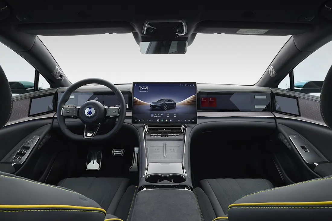 BEBE20260430 Denza Z9 GT 03