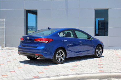 Editorial 2017 kia forte 07 pb